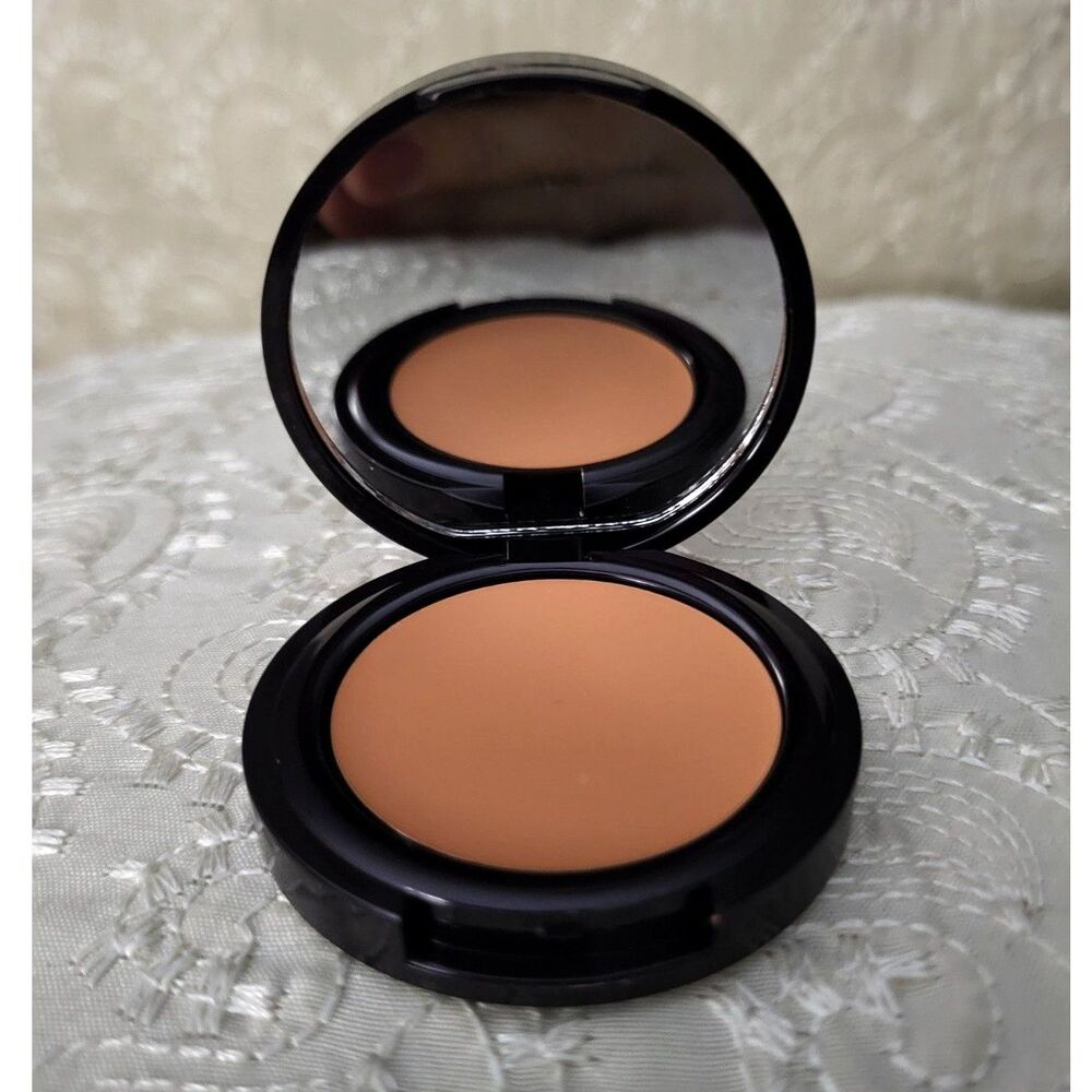 Westmore Shadow Medium Tan